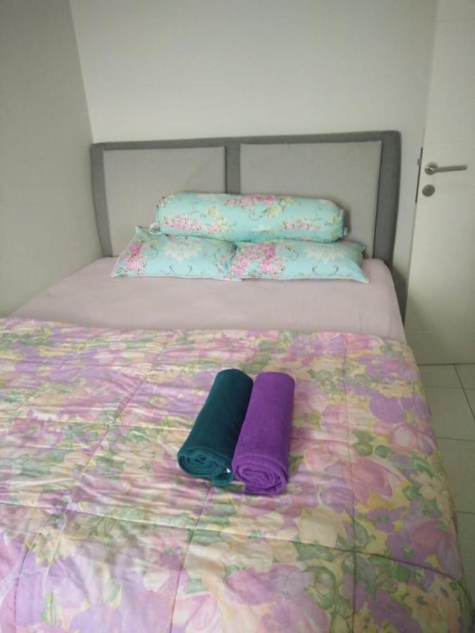 Springlake Apartemen 2Br-Sumarecon-Bekasi, By Bu Johan Exterior foto
